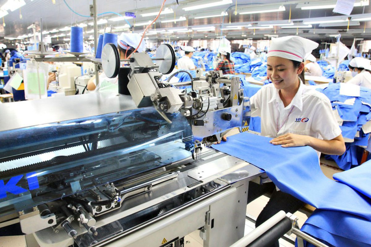 Đơn hàng dệt may tuyển lượng lớn nhân lực nước ngoài làm việc