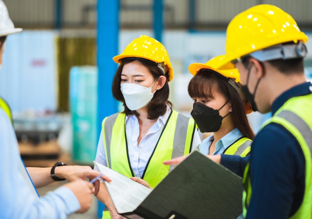 Người lao động cần tìm hiểu kỹ về sản xuất khẩu lao động để nhận tư vấn