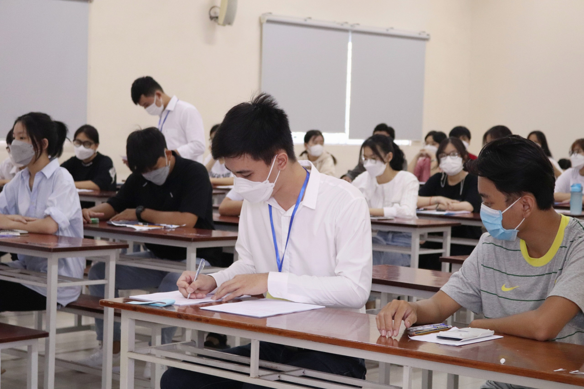 Lao động cần tham gia đào tạo và thi tuyển cơ bản đầu vào
