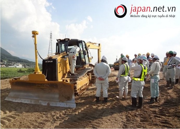thực tập sinh 3 năm, Lái máy xây dựng, Shizuoka, Chubu, Xây dựng - Shizuoka: Tuyển 4 nam. Công việc: lái máy xây dựng. Lương cơ bản 20 man/tháng. Phỏng vấn 09/09.