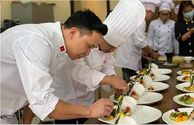 Nấu bếp, 30 Nam/Nữ, LCB 238,100 JPY, Hỗ trợ chỗ ở;Thưởng;Tăng ca